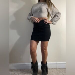 Zara Cropped Cream Knit Sweater 🫶🏽🫶🏽 size small